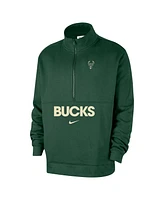 Nike Men's Hunter Green Milwaukee Bucks Courtside Club Half-Zip Jacket