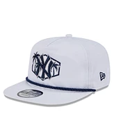 New Era Men's White New York Yankees 2025 Spring Training Palm Golfer Adjustable Hat