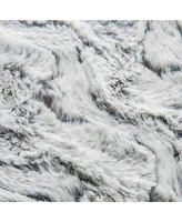 Luxe Throw: Snuggle