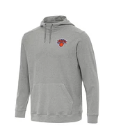Antigua Men's Heather Gray New York Knicks Cloud Pullover Hoodie