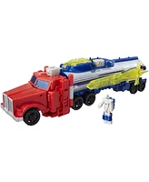 Optimus Prime and Diac Voyager Class | Transformers Generations Titans Return