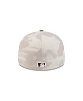 New Era Men's Light Beige/Olive Seattle Mariners 2025 Armed Forces Day 59FIFTY Fitted Hat