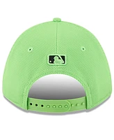 New Era Men's Neon Green Tampa Bay Rays City Connect Batting Practice 9FORTY M-Crown Adjustable Hat