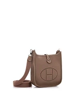 Pre-Owned Hermes Tpm Evelyne Bag Gen Iii Clemence