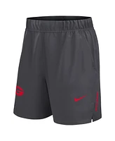 Nike Men's Georgia Bulldogs Primetime Woven Victory Performance Shorts