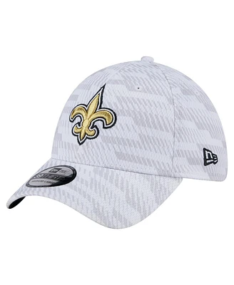 New Era Men's White New Orleans Saints Gameday Graded 39THIRTY Flex Hat