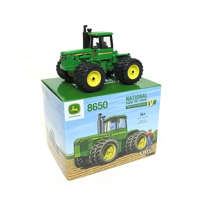 1/64 2016 National Farm Toy Show John Deere 8650