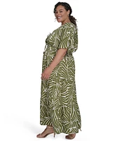 Jessica Howard Plus Printed V-Neck Maxi Dress