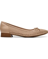 Clarks Women's Collection Natalyn Step Ballet Flats