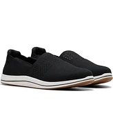 Clarks Women's Cloud Steppers Breeze Vibe Flat Shoes
