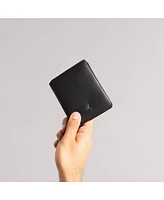 Troubadour Men's Billfold Wallet