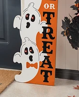Glitzhome 42" Lighted Halloween Wooden Stacked Ghost with Trick Or Treat Porch Sign with Timer