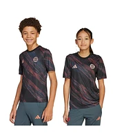 Adidas Big Boys and Girls Black Bayern Munich 2025/26 Pre-Match Jersey