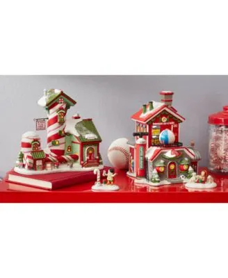 Department 56 North Pole Village Collection