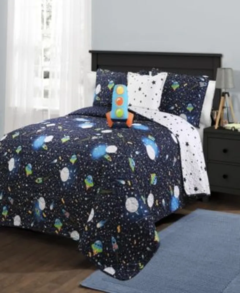 Universe 5 Pc. Quilt Sets