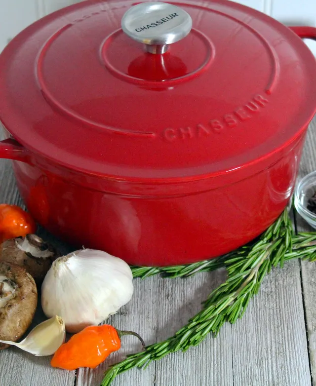 Chasseur 7.25-Quart Cast Iron Dutch Oven in the Cooking Pots department at