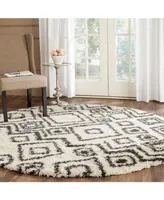 Safavieh Belize SGB488 Ivory and Charcoal 6'7" x 6'7" Round Area Rug