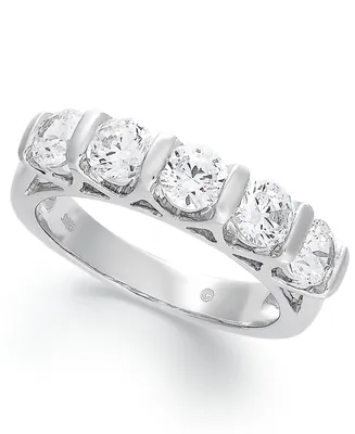 Certified Five-Stone Diamond Band Ring in 14k White Gold (1