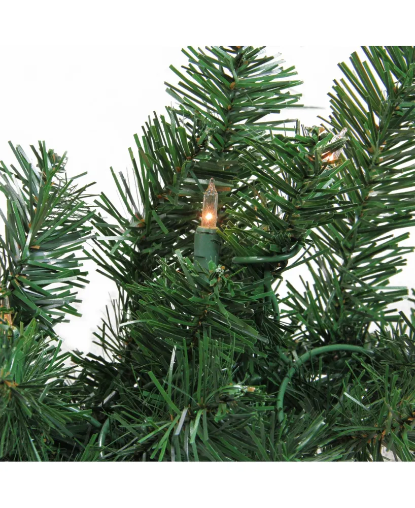 Northlight 9' Pre-Lit Deluxe Windsor Green Pine Christmas Garland - Clear Lights