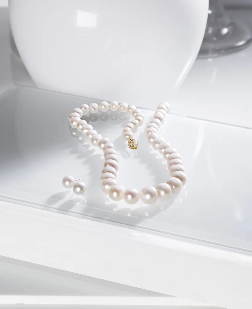Belle de Mer Cultured Freshwater Pearl Stud Earrings (7mm) 14k Gold