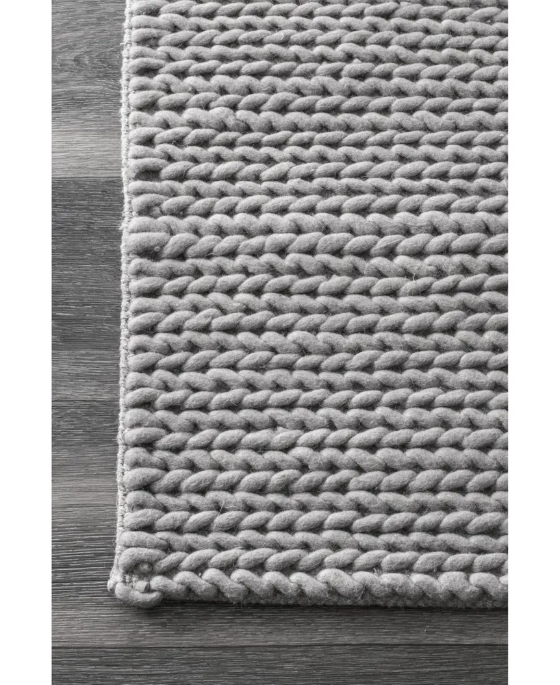 nuLoom Textures Handwoven Caryatid Solid 6' x 9' Area Rug