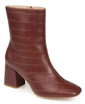 Journee Collection Women's Trevi Textured Bootie