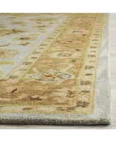 Safavieh Antiquity At856 Mist and Sage 4'6" x 6'6" Oval Area Rug