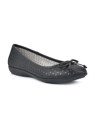 Cliffs by White Mountain Women's Cheryl Ballet Flats
