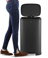 Curtis Step-Open Trash Can