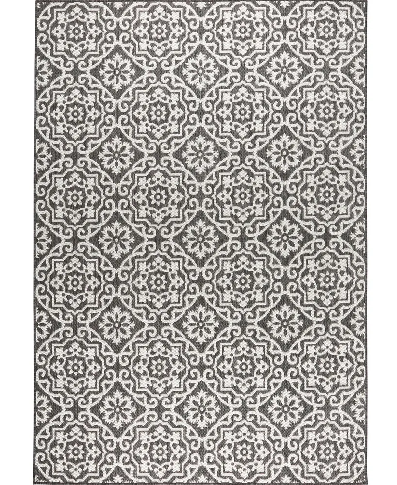 Nicole Miller Patio Country Danica 3'11" x 5'2" Outdoor Area Rug