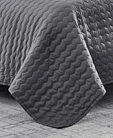 Closeout! Vera Wang Herringbone Stitch 3 Piece Quilt Set
