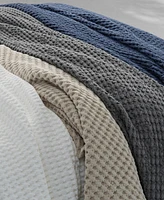 White Sand Pebble Beach Honeycomb Coverlet, King