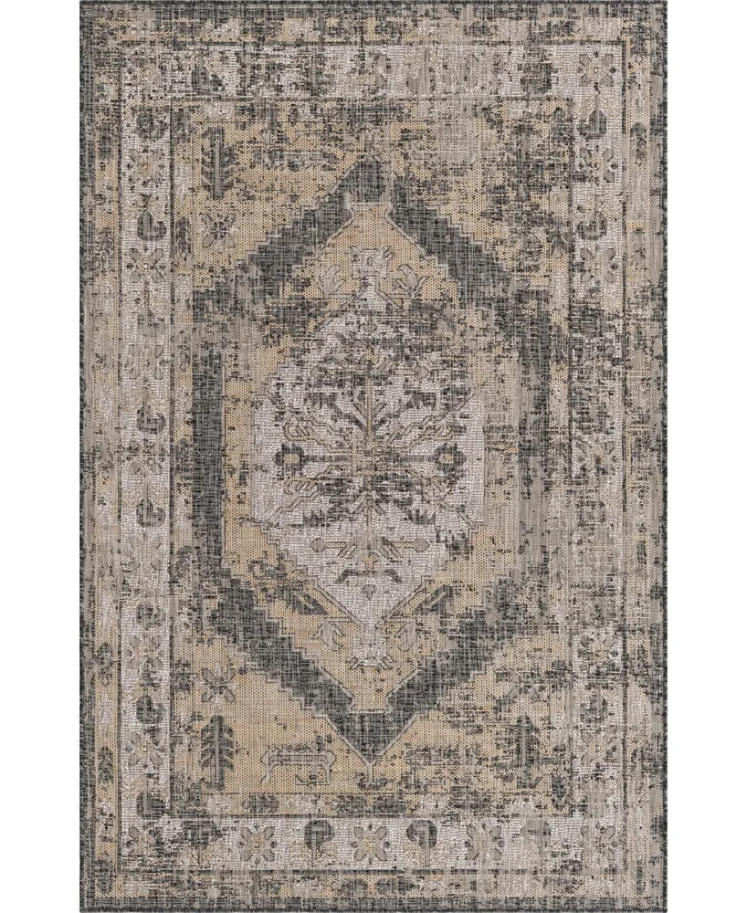 Bayshore Home Outdoor Bh Pashio Traditional Ii Valeria 5'3" x 7'10" Area Rug