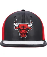 Men's Mitchell & Ness White Chicago Bulls Day One Snapback Hat