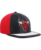 Men's Mitchell & Ness White Chicago Bulls Day One Snapback Hat