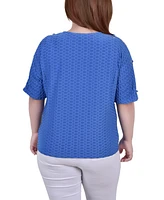 Plus Short Sleeve Honeycomb Textured Grommet Top