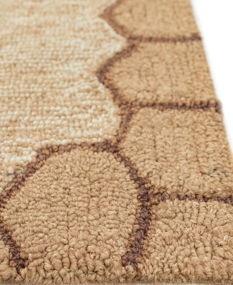 Liora Manne' Frontporch Honeycomb Bee 1'8" x 2'6" Outdoor Area Rug