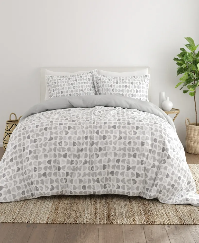 Home Collection Premium Down Alternative Moonlight Stars Reversible Comforter Set