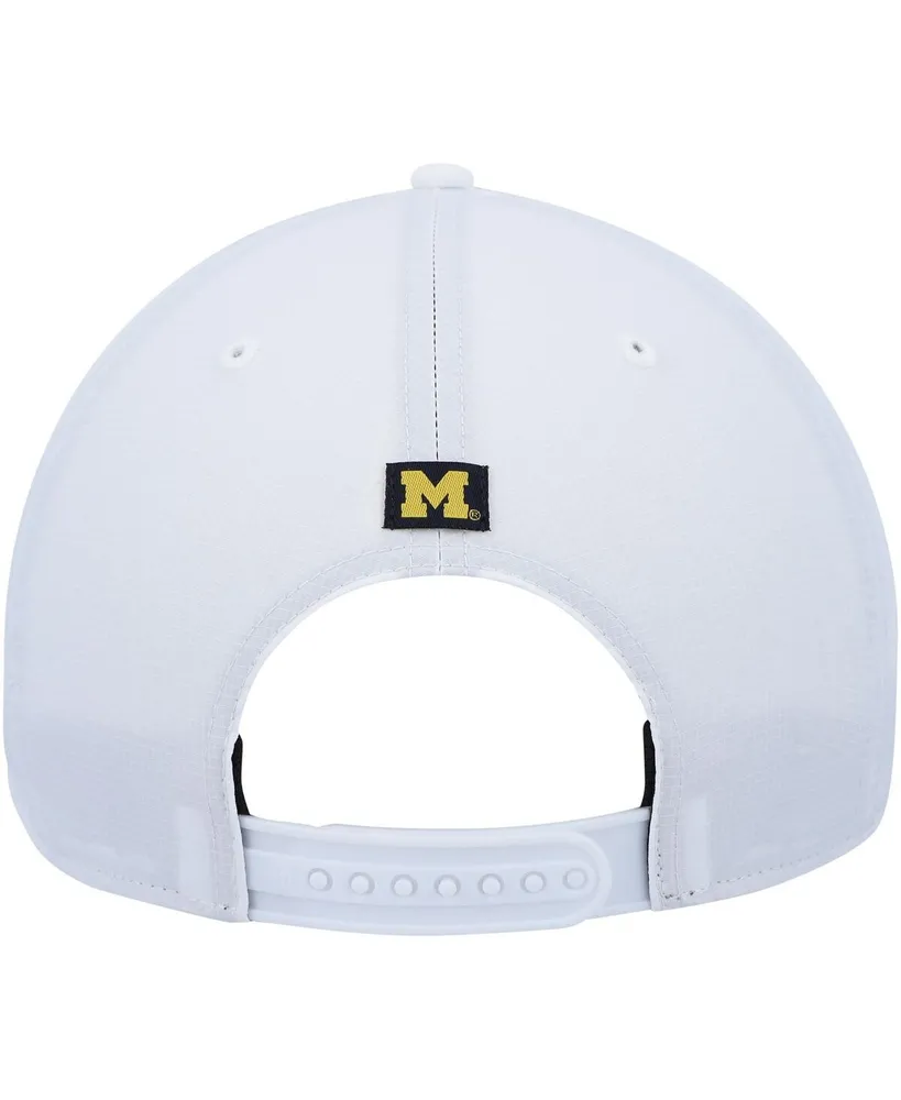 Men's '47 White Michigan Wolverines Stars and Stripes Flag Flutter Hitch Snapback Hat