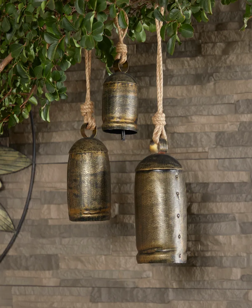 Rosemary Lane Bronze Metal Rustic Decorative Cow Bell with Jute Hanging Rope Set 3 Pieces