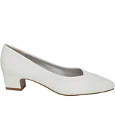 Easy Street Women's Myrtle Almond Toe Pumps