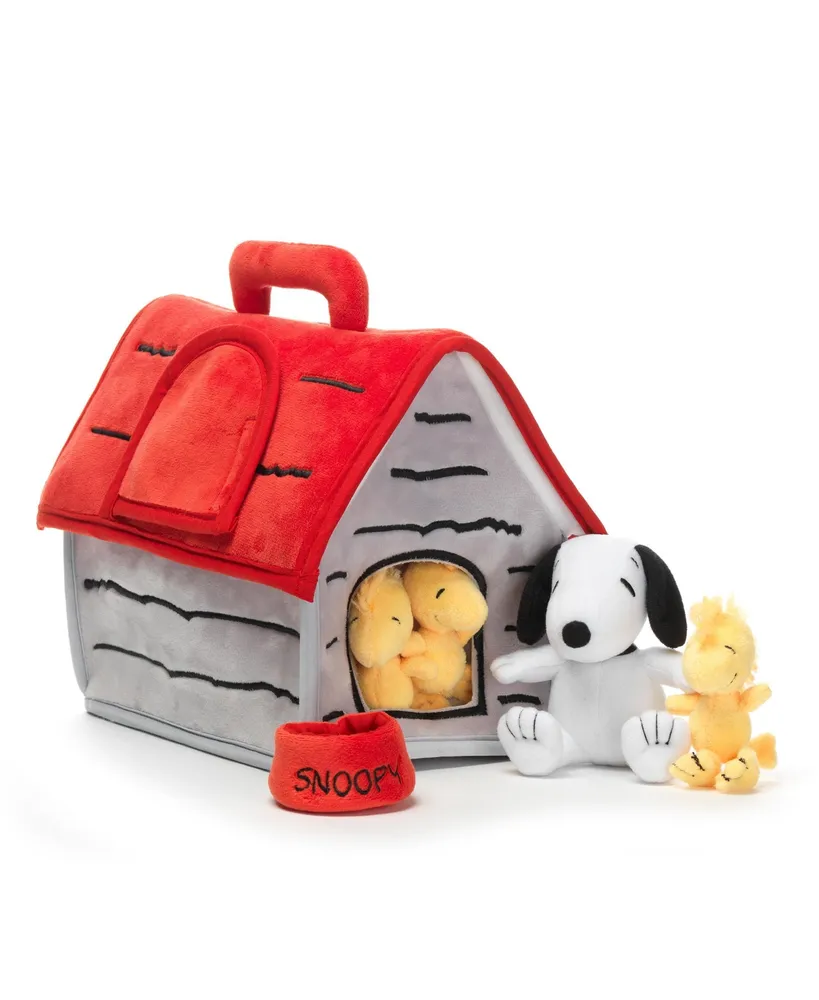 Lambs & Ivy Classic Snoopy Interactive Plush Doghouse with 5 Stuffed Animal Toys