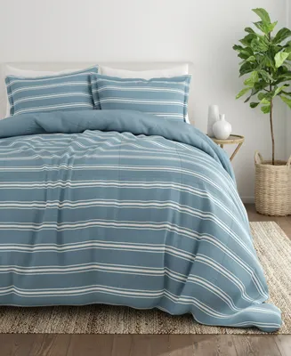Home Collection 3 Piece Premium Ultra Soft Stripe Reversible Comforter Set