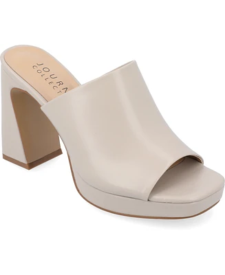 Journee Collection Women's Ezzlynn Platform Sandals