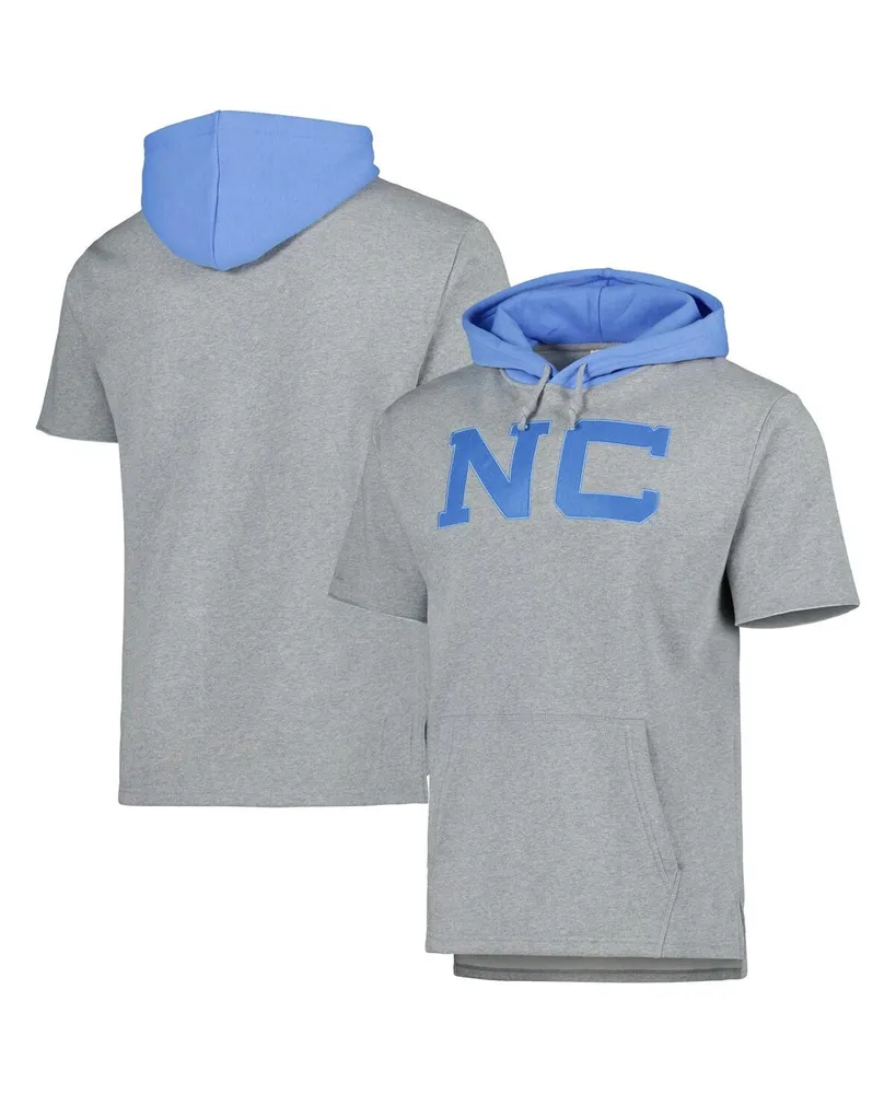 Men's Mitchell & Ness Heather Gray North Carolina Tar Heels Postgame Short Sleeve Pullover Hoodie