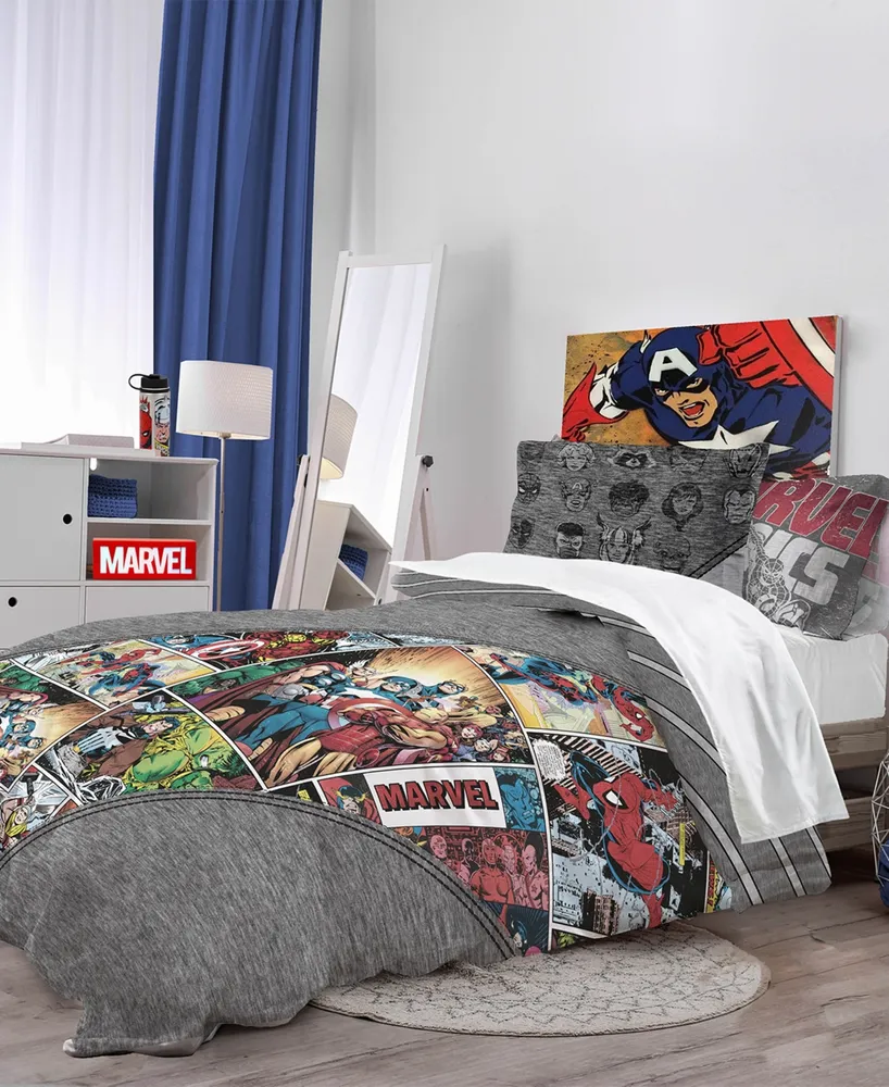 Disney Marvel Comics 80th Anniversary Full/Queen Comforter Sham Set, 3 Pieces