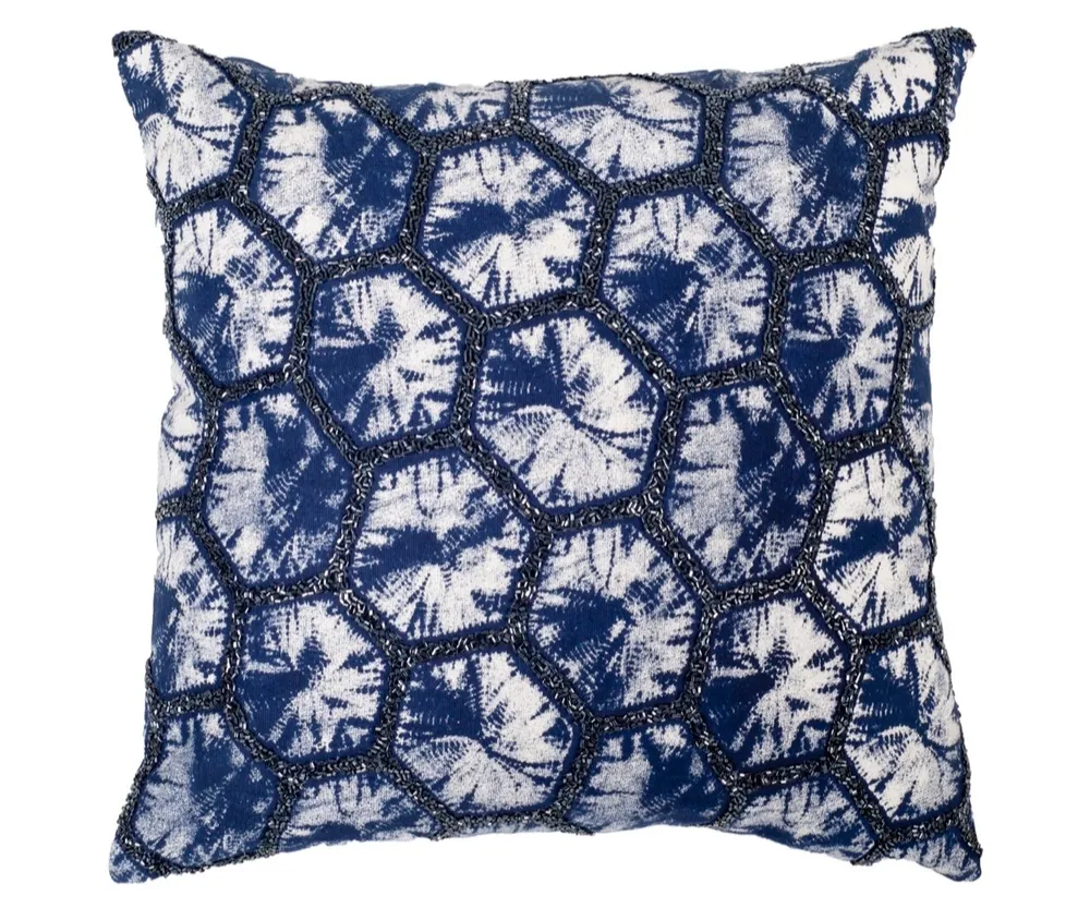 Safavieh Delra 20" x 20" Pillow