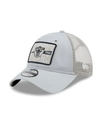 Men's New Era Silver, Natural Oakland Raiders Historic Logo Devoted Trucker 9TWENTY Snapback Hat