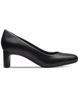 Clarks Women's Kyndall Iris Mid-Heeled Comfort Pumps