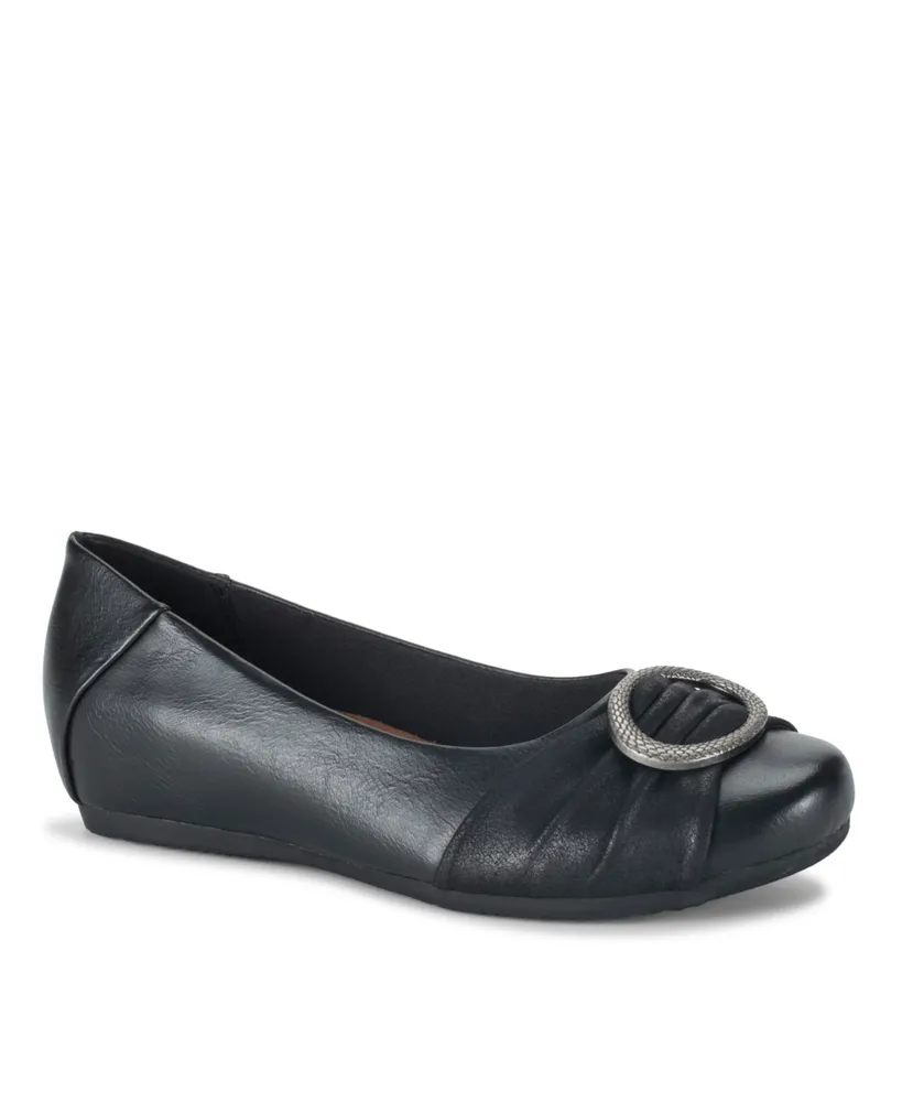 Baretraps Women's Mabely Flats